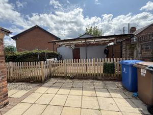 Photo 10- click for photo gallery